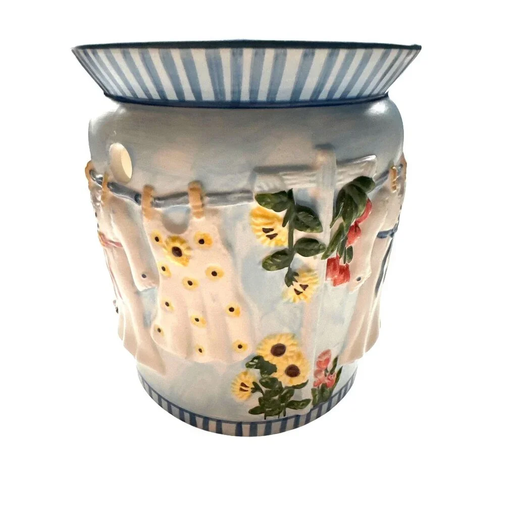 Yankee Candle Laundry Day Wax Melter Michal Sparks Floral Details Blue White